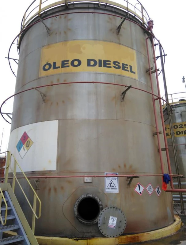 Imagem ilustrativa de Limpeza de tanque de combustível diesel